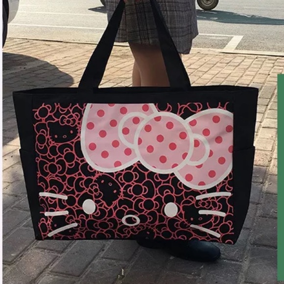 LAST ONE! Hello Kitty tote bag - Picture 4 of 6